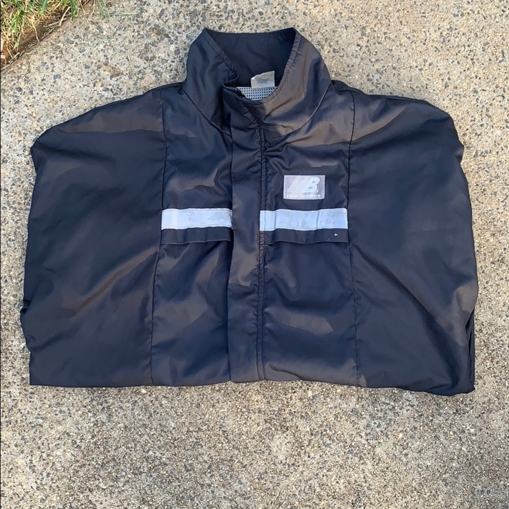 Dope New Balance Windbreaker 🌬🎩